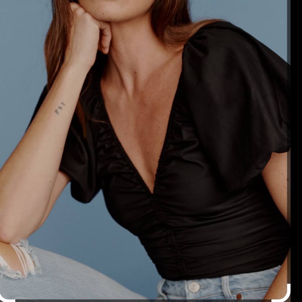 Reformation Sonny top